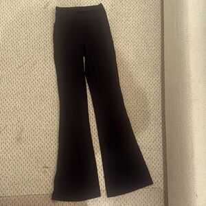 Black Lululemon flare leggings 28 inch size 4